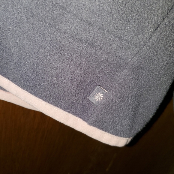 Athleta Girl Cold Snap Fleece Button Pullover Sweatshirt Sz Large - Picture 3 of 4